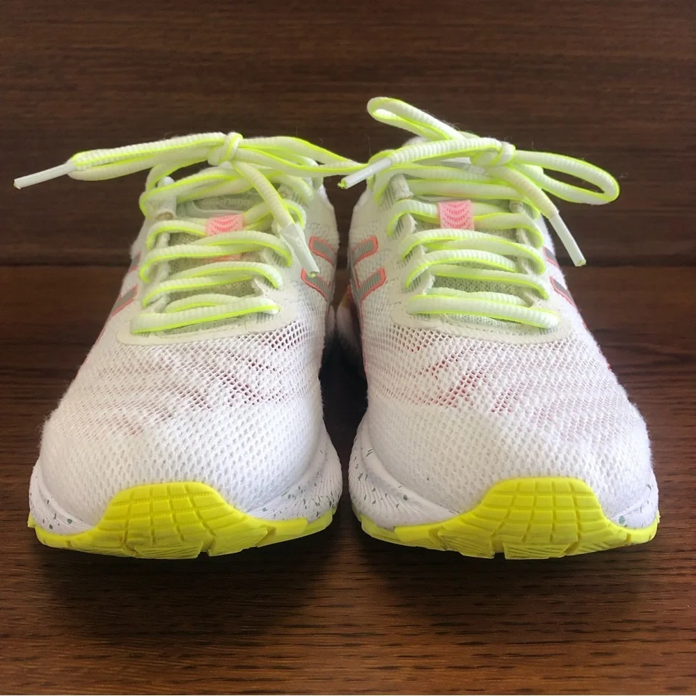 Asics Gel-Nimbus 22 Girl’s White/Pink Sneakers Size 5 - Picture 5 of 13